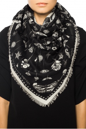 Embroidered shawl, zdjęcie 2 Embroidered shawl od Alexander McQueen